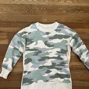 American Eagle Outfitters Camo Sweatshirt - Green and Gray